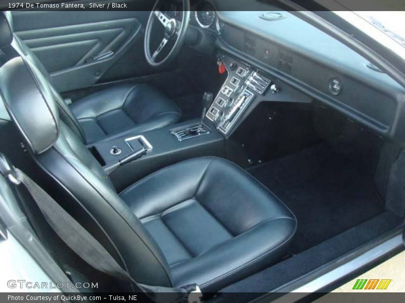  1974 Pantera  Black Interior