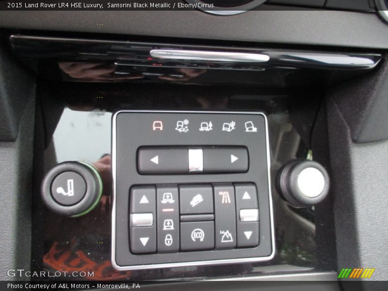Santorini Black Metallic / Ebony/Cirrus 2015 Land Rover LR4 HSE Luxury