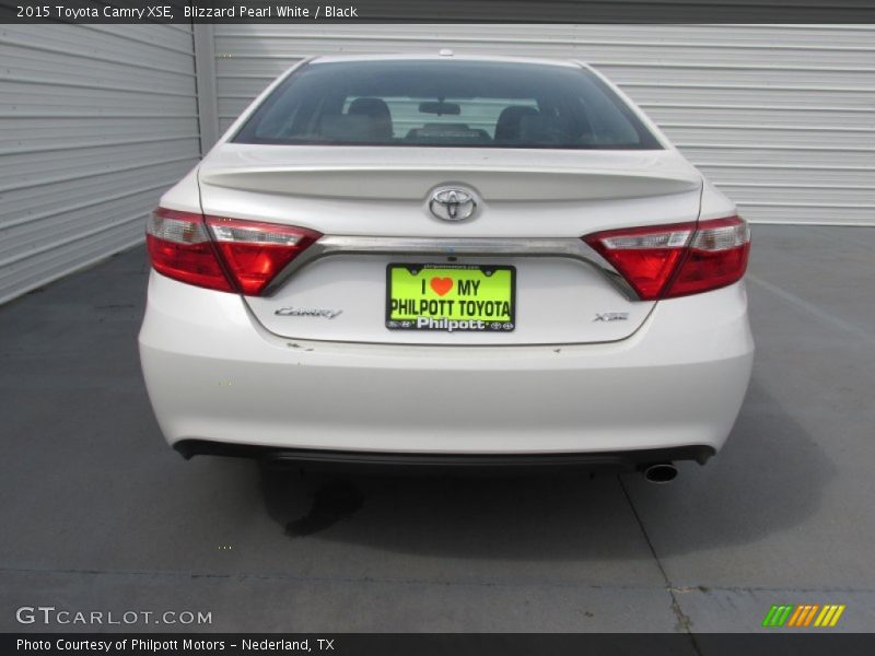 Blizzard Pearl White / Black 2015 Toyota Camry XSE