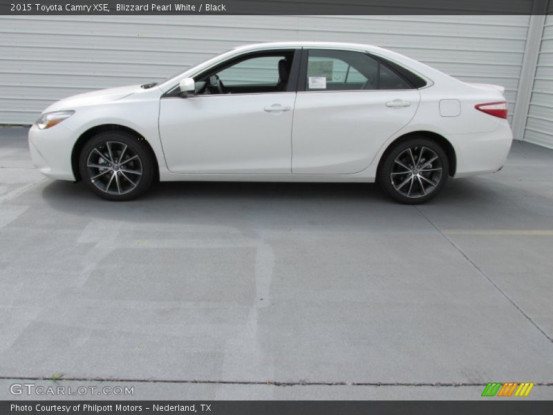 Blizzard Pearl White / Black 2015 Toyota Camry XSE