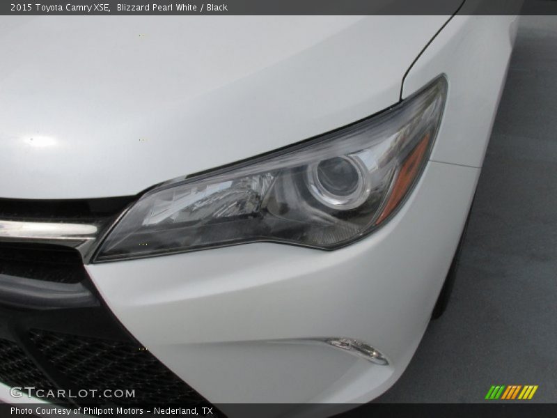 Blizzard Pearl White / Black 2015 Toyota Camry XSE