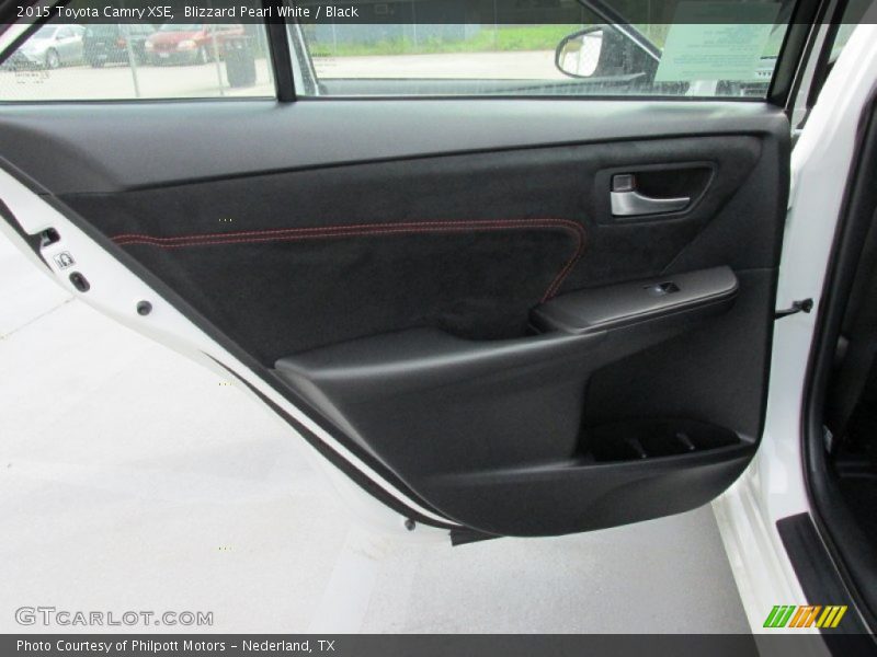 Blizzard Pearl White / Black 2015 Toyota Camry XSE