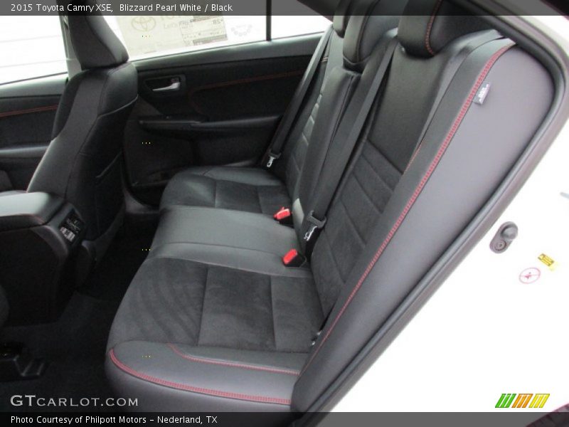 Blizzard Pearl White / Black 2015 Toyota Camry XSE