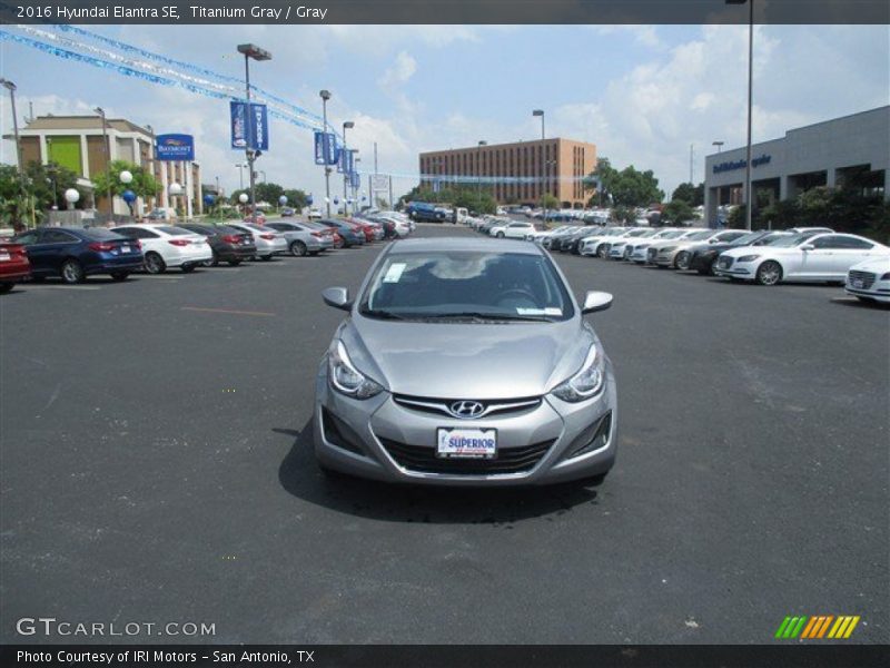 Titanium Gray / Gray 2016 Hyundai Elantra SE