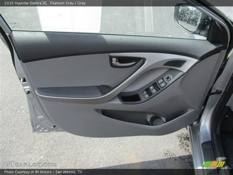 Titanium Gray / Gray 2016 Hyundai Elantra SE