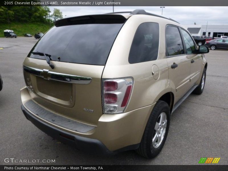 Sandstone Metallic / Light Cashmere 2005 Chevrolet Equinox LS AWD