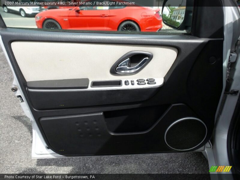 Silver Metallic / Black/Light Parchment 2007 Mercury Mariner Luxury 4WD