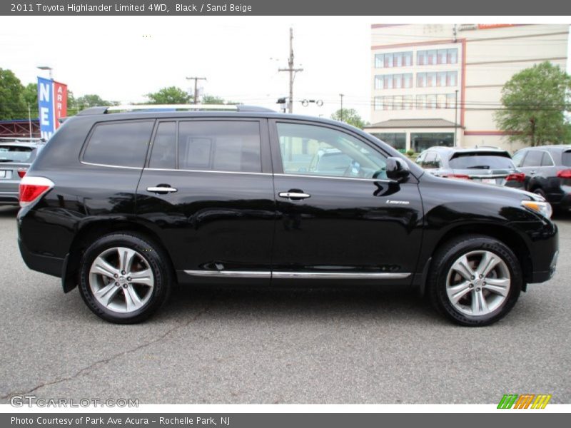Black / Sand Beige 2011 Toyota Highlander Limited 4WD