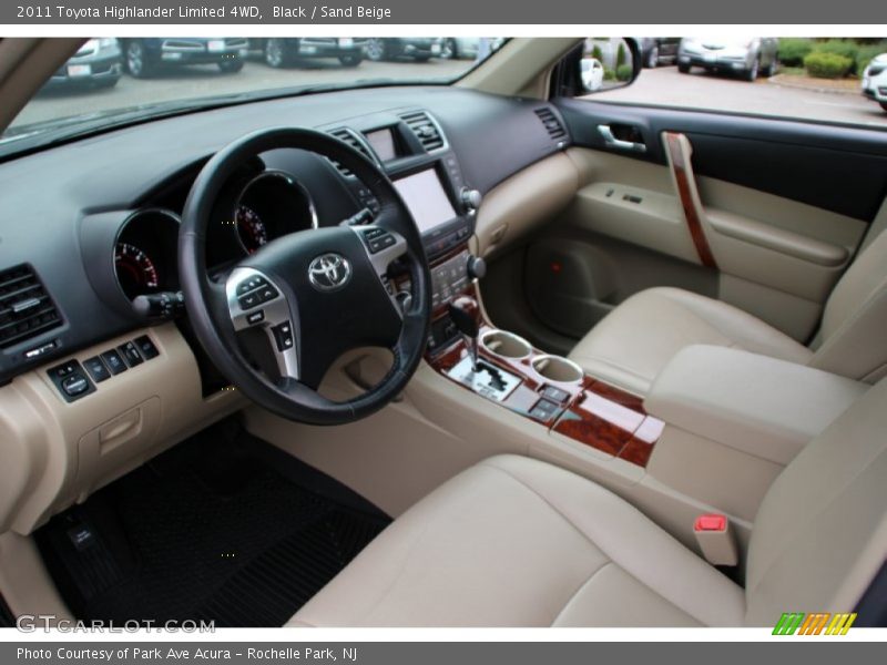 Black / Sand Beige 2011 Toyota Highlander Limited 4WD