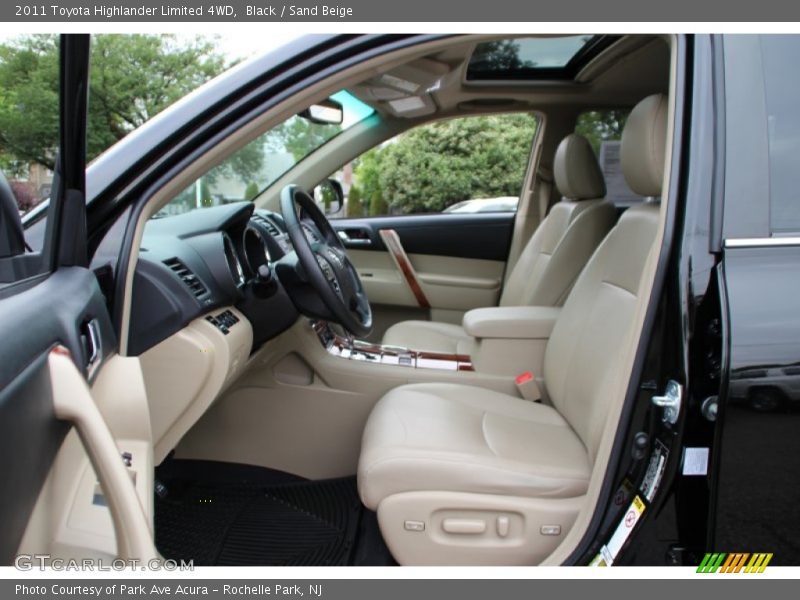 Black / Sand Beige 2011 Toyota Highlander Limited 4WD