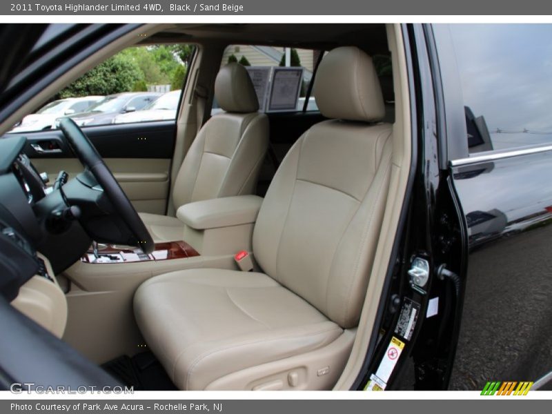 Black / Sand Beige 2011 Toyota Highlander Limited 4WD