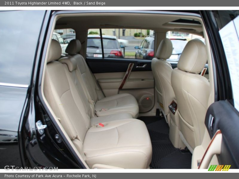 Black / Sand Beige 2011 Toyota Highlander Limited 4WD