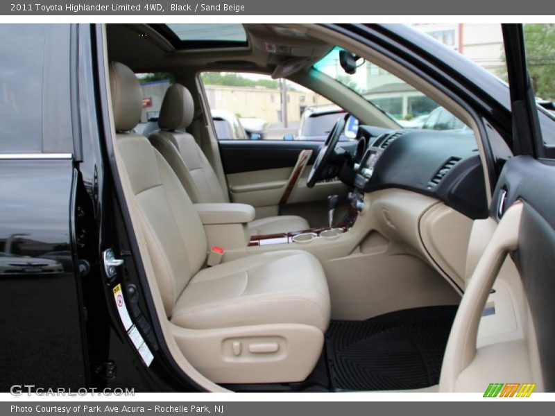 Black / Sand Beige 2011 Toyota Highlander Limited 4WD