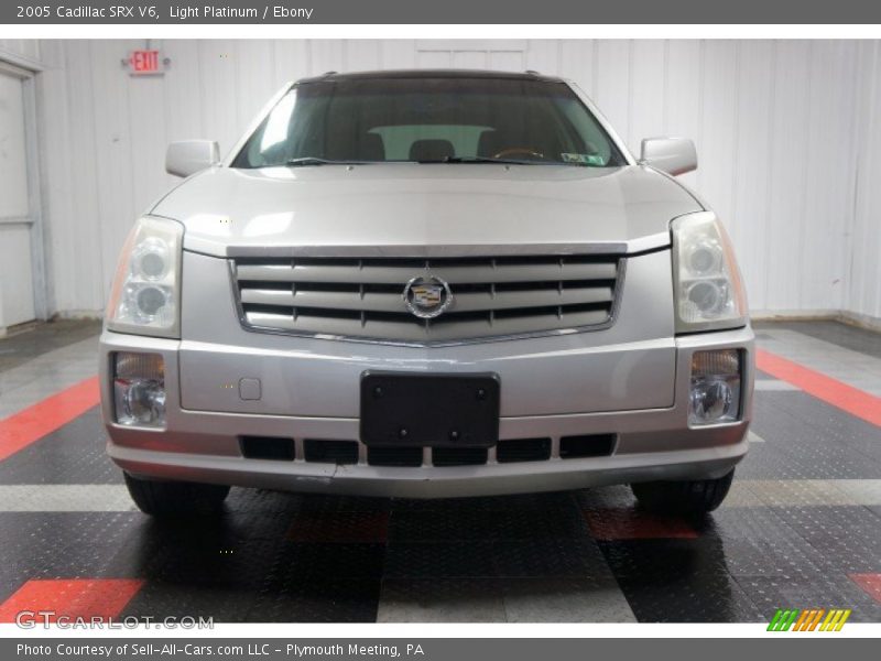 Light Platinum / Ebony 2005 Cadillac SRX V6