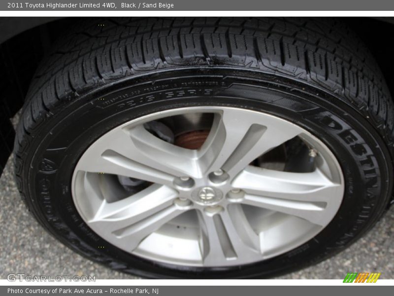 Black / Sand Beige 2011 Toyota Highlander Limited 4WD