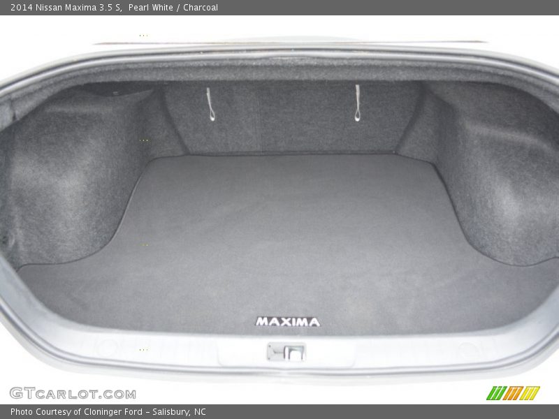 Pearl White / Charcoal 2014 Nissan Maxima 3.5 S