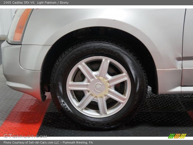 Light Platinum / Ebony 2005 Cadillac SRX V6