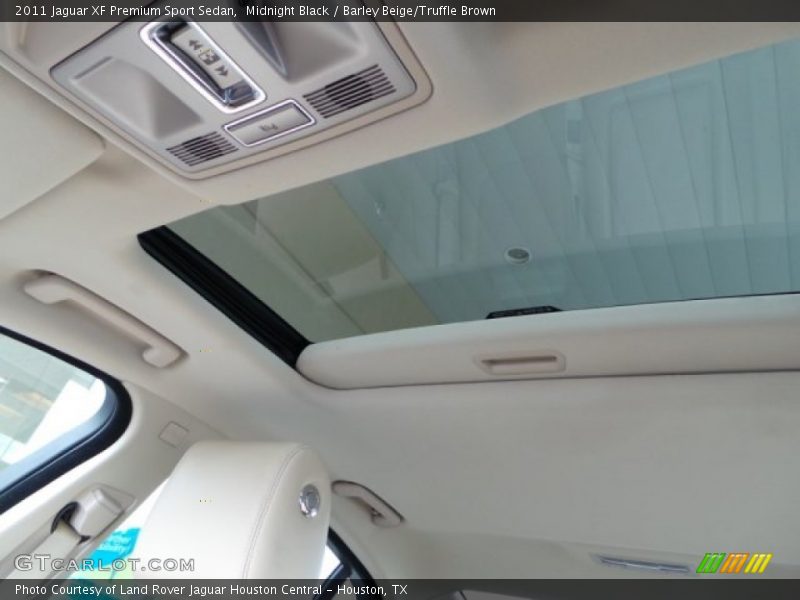 Midnight Black / Barley Beige/Truffle Brown 2011 Jaguar XF Premium Sport Sedan
