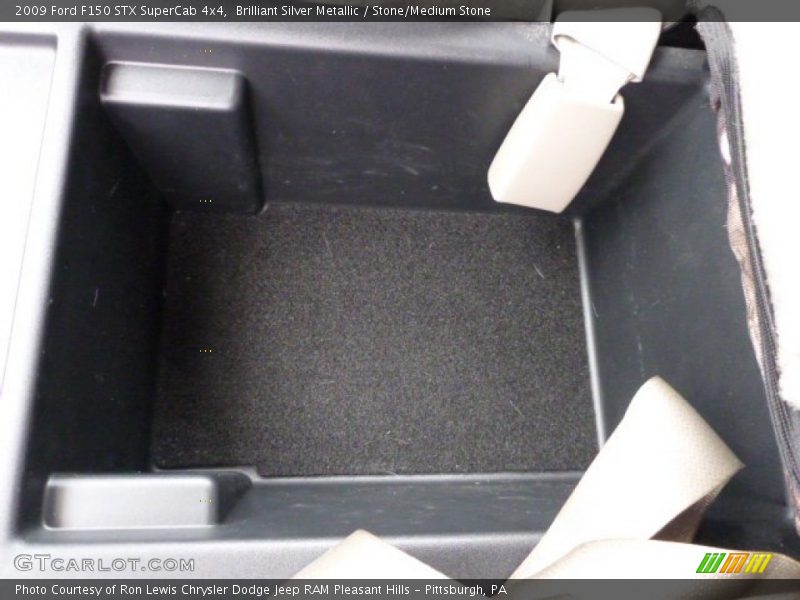 Brilliant Silver Metallic / Stone/Medium Stone 2009 Ford F150 STX SuperCab 4x4