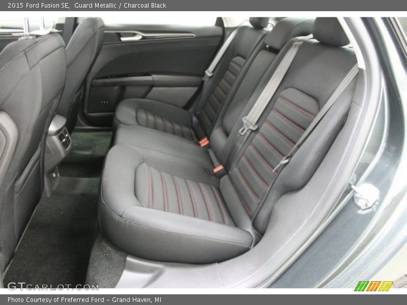 Guard Metallic / Charcoal Black 2015 Ford Fusion SE
