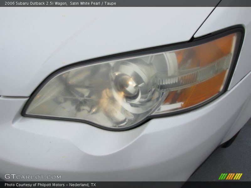 Satin White Pearl / Taupe 2006 Subaru Outback 2.5i Wagon