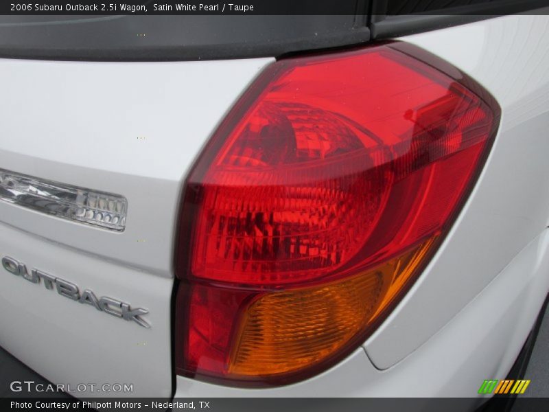 Satin White Pearl / Taupe 2006 Subaru Outback 2.5i Wagon