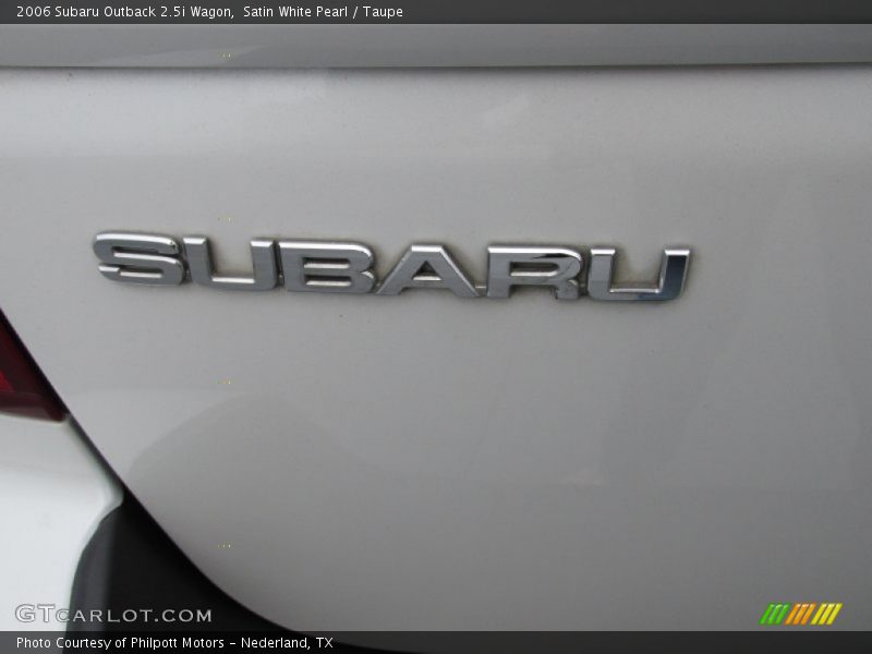 Satin White Pearl / Taupe 2006 Subaru Outback 2.5i Wagon