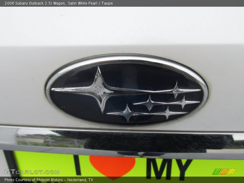 Satin White Pearl / Taupe 2006 Subaru Outback 2.5i Wagon
