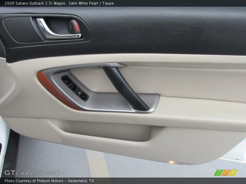 Satin White Pearl / Taupe 2006 Subaru Outback 2.5i Wagon
