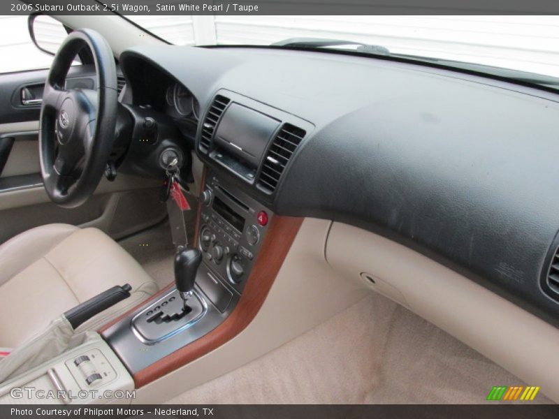 Satin White Pearl / Taupe 2006 Subaru Outback 2.5i Wagon