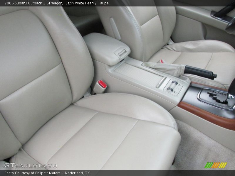 Satin White Pearl / Taupe 2006 Subaru Outback 2.5i Wagon