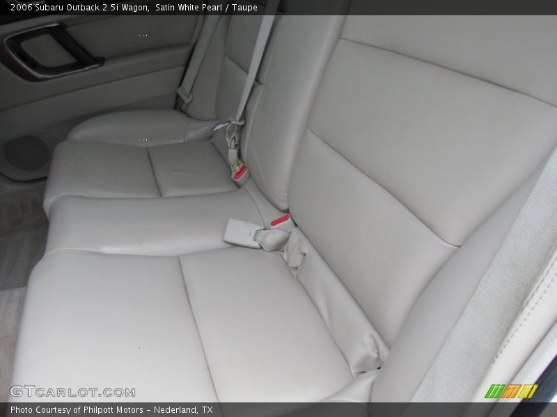 Satin White Pearl / Taupe 2006 Subaru Outback 2.5i Wagon