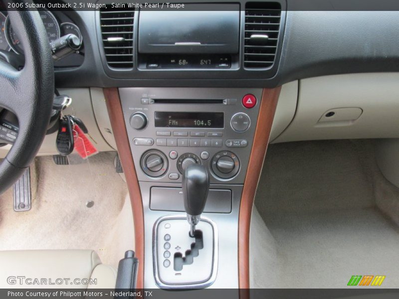 Satin White Pearl / Taupe 2006 Subaru Outback 2.5i Wagon