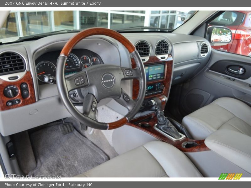 Summit White / Ebony 2007 GMC Envoy Denali 4x4