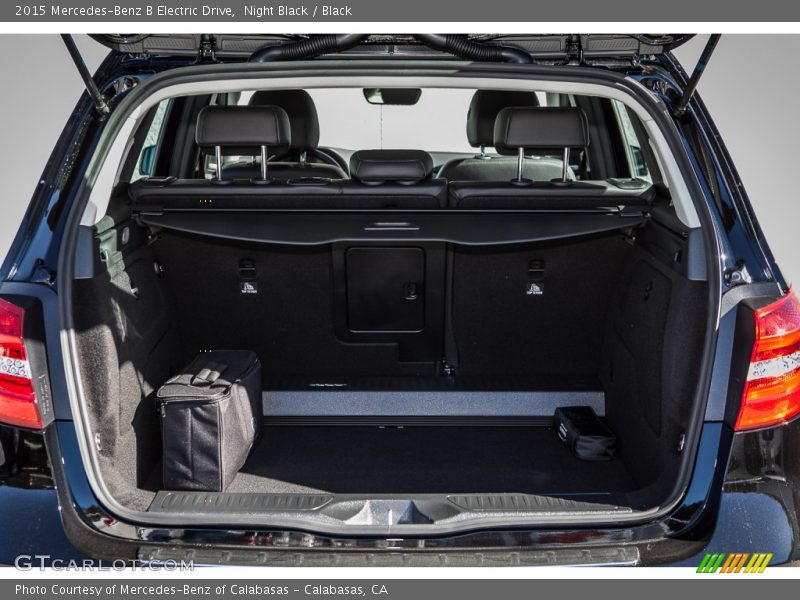  2015 B Electric Drive Trunk