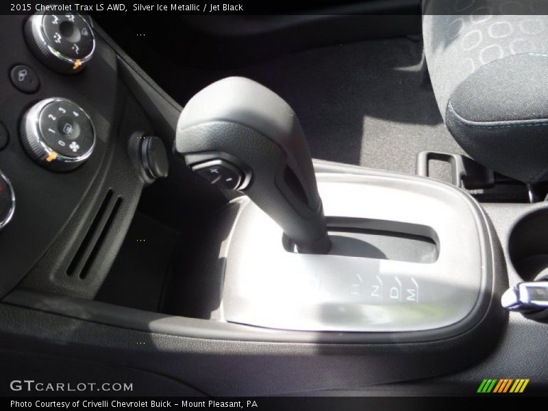 Silver Ice Metallic / Jet Black 2015 Chevrolet Trax LS AWD