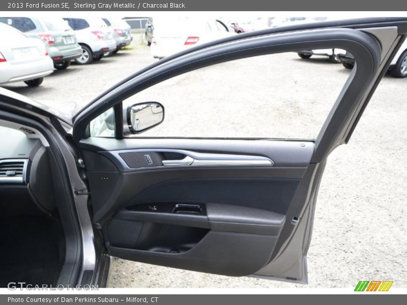 Sterling Gray Metallic / Charcoal Black 2013 Ford Fusion SE
