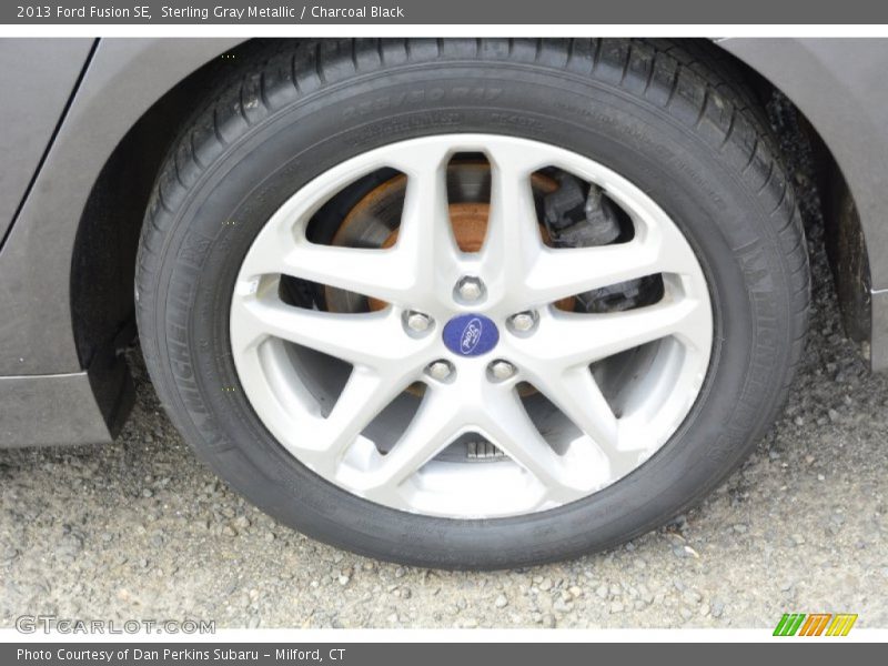 Sterling Gray Metallic / Charcoal Black 2013 Ford Fusion SE