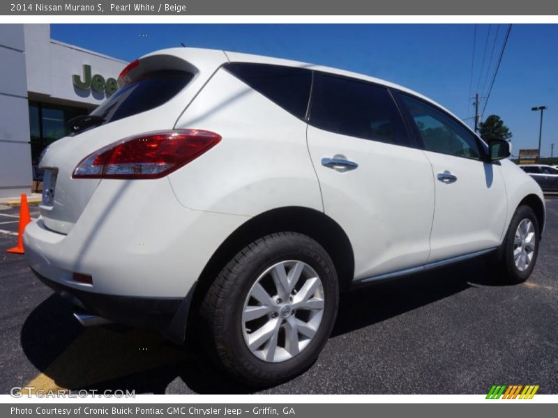 Pearl White / Beige 2014 Nissan Murano S