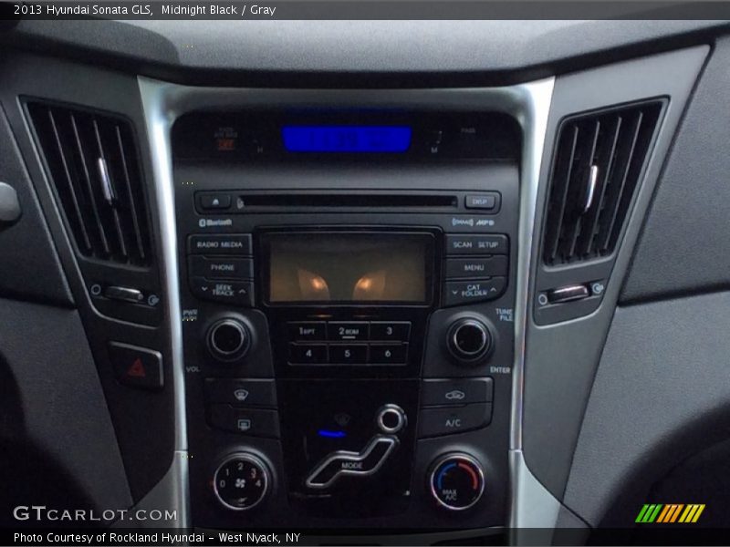 Midnight Black / Gray 2013 Hyundai Sonata GLS