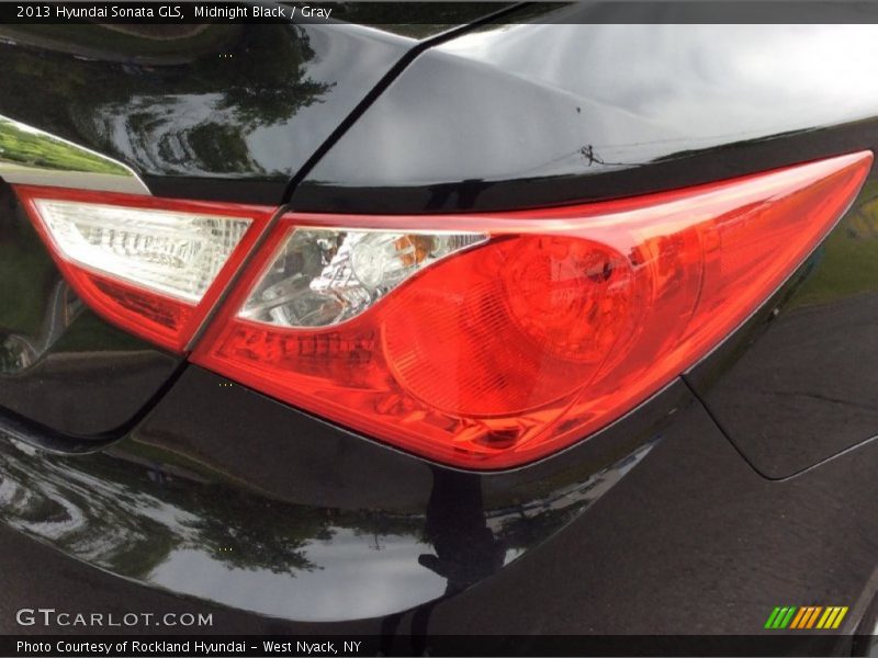 Midnight Black / Gray 2013 Hyundai Sonata GLS