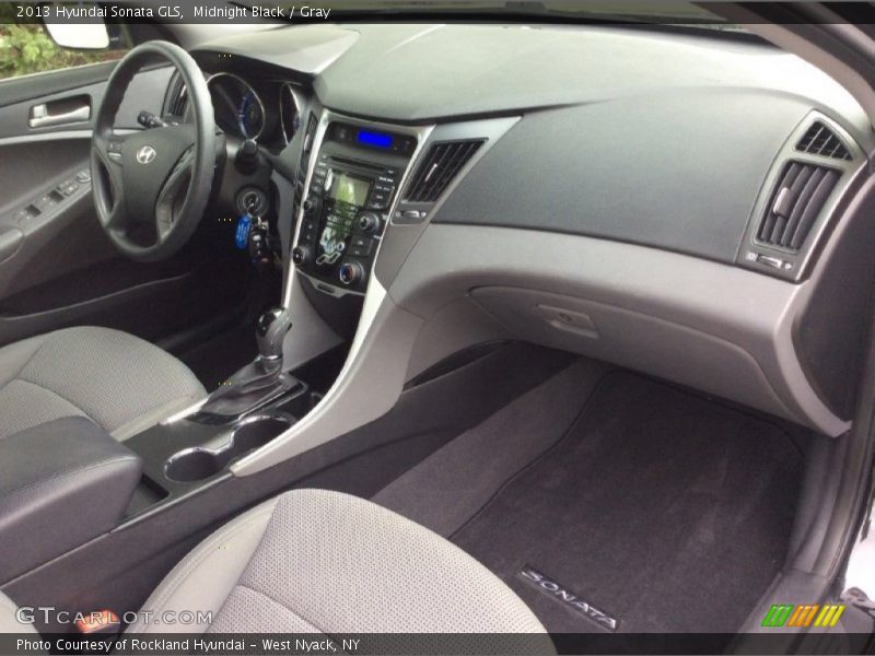 Midnight Black / Gray 2013 Hyundai Sonata GLS