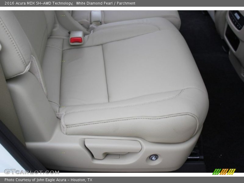 White Diamond Pearl / Parchment 2016 Acura MDX SH-AWD Technology