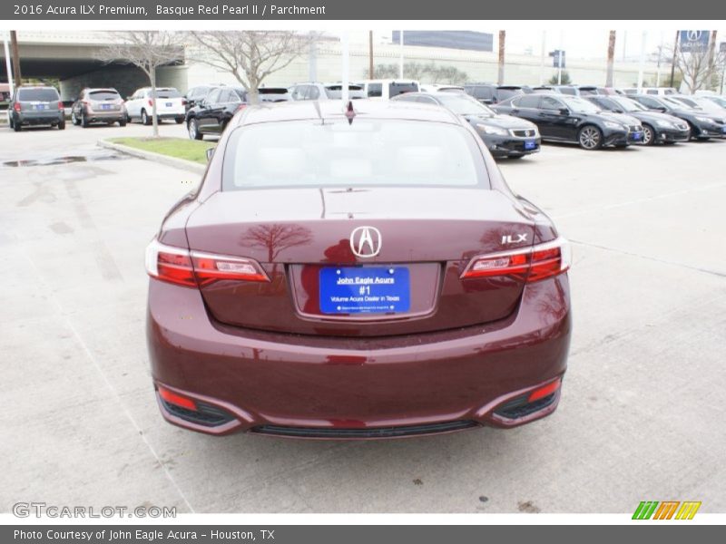 Basque Red Pearl II / Parchment 2016 Acura ILX Premium