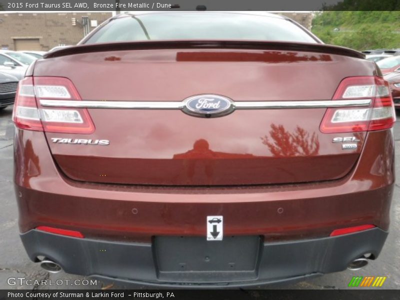 Bronze Fire Metallic / Dune 2015 Ford Taurus SEL AWD