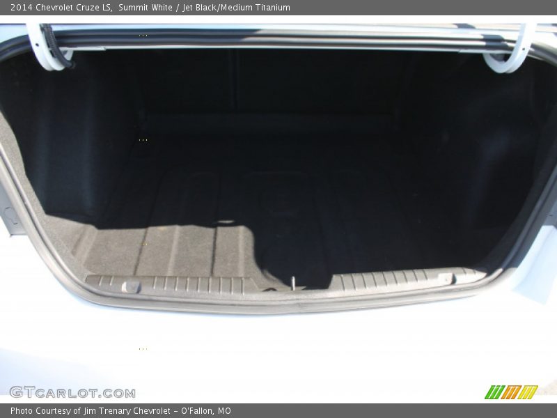 Summit White / Jet Black/Medium Titanium 2014 Chevrolet Cruze LS
