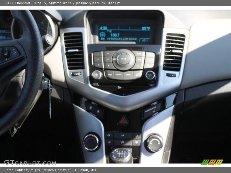 Summit White / Jet Black/Medium Titanium 2014 Chevrolet Cruze LS