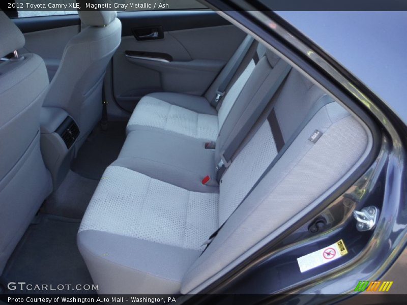 Magnetic Gray Metallic / Ash 2012 Toyota Camry XLE