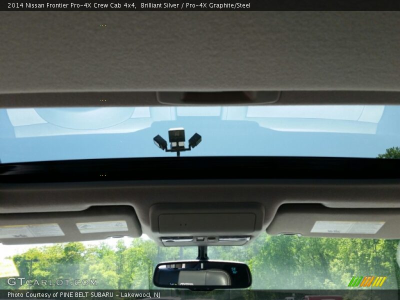 Brilliant Silver / Pro-4X Graphite/Steel 2014 Nissan Frontier Pro-4X Crew Cab 4x4
