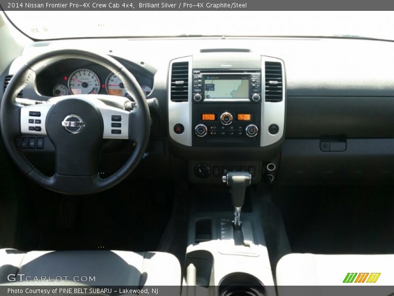 Brilliant Silver / Pro-4X Graphite/Steel 2014 Nissan Frontier Pro-4X Crew Cab 4x4